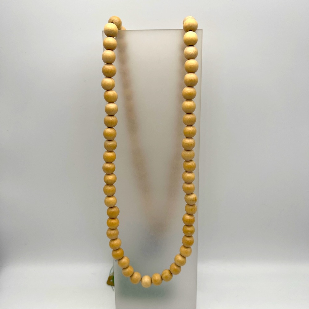 Oriental Porcelain Bead & Emerald Green Tassel Wood Bead Necklace - Picture 5 of 5